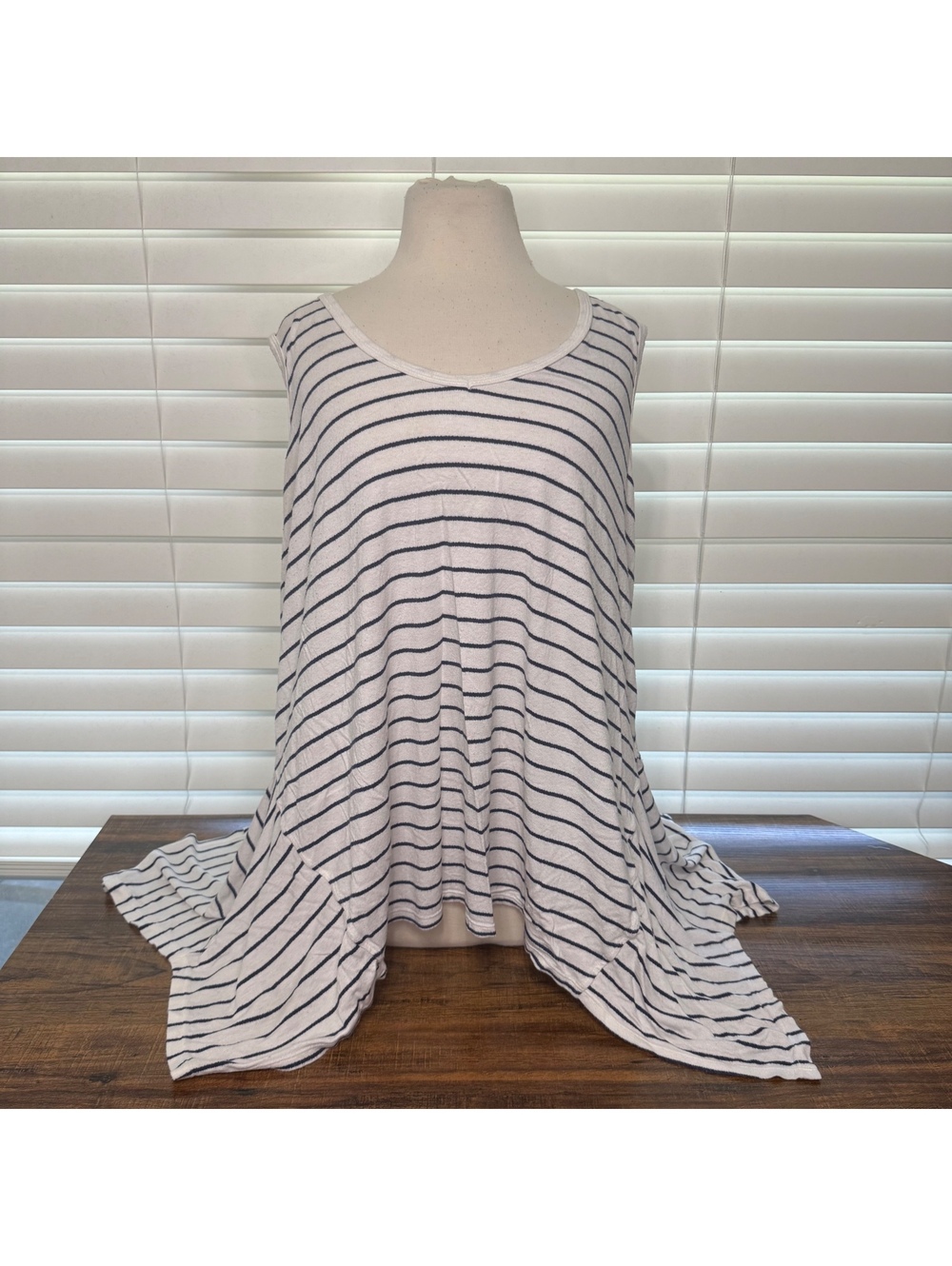 Jane and Delancey Women's Striped Tank Top Size 1X